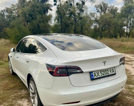 Тесла Модель 3 2018 у Харкові на Automoto.ua Білий Тесла Модель 3, об'ємом двигуна 0 л та пробігом 221 тис. км за 17500 $, фото 3 на Automoto.ua