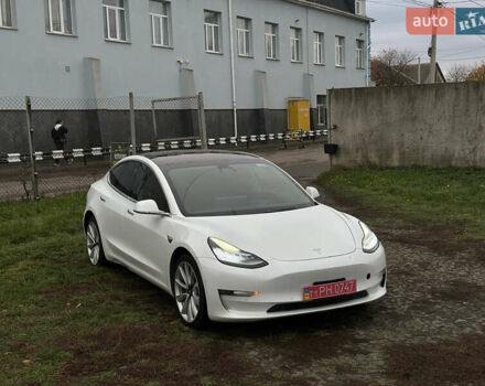 Белый Тесла Модель 3, объемом двигателя 0 л и пробегом 202 тыс. км за 13900 $, фото 15 на Automoto.ua