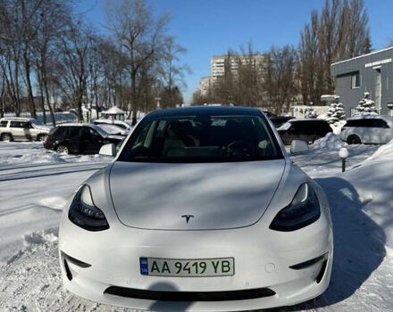 Білий Тесла Модель 3, об'ємом двигуна 0 л та пробігом 94 тис. км за 18300 $, фото 7 на Automoto.ua