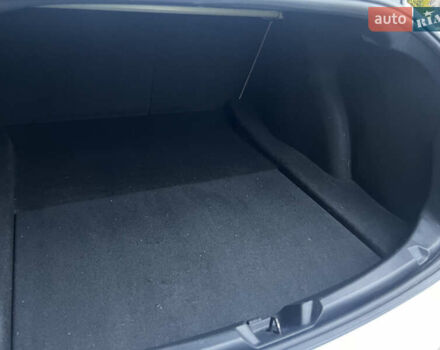 Белый Тесла Модель 3, объемом двигателя 0 л и пробегом 85 тыс. км за 19399 $, фото 32 на Automoto.ua