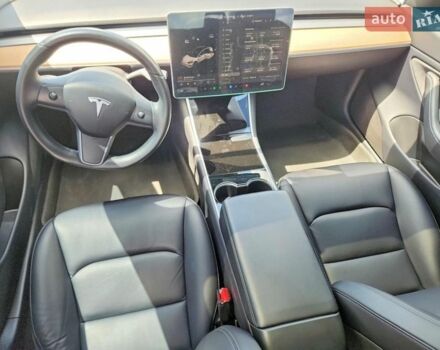 Белый Тесла Модель 3, объемом двигателя 0 л и пробегом 104 тыс. км за 3000 $, фото 7 на Automoto.ua