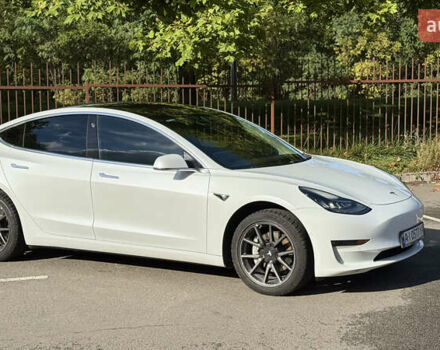 Білий Тесла Модель 3, об'ємом двигуна 0 л та пробігом 162 тис. км за 17500 $, фото 1 на Automoto.ua