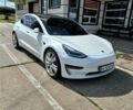 Білий Тесла Модель 3, об'ємом двигуна 0 л та пробігом 150 тис. км за 16500 $, фото 3 на Automoto.ua