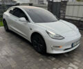 Білий Тесла Модель 3, об'ємом двигуна 0 л та пробігом 97 тис. км за 18400 $, фото 4 на Automoto.ua