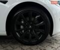 Білий Тесла Модель 3, об'ємом двигуна 0 л та пробігом 157 тис. км за 18500 $, фото 7 на Automoto.ua