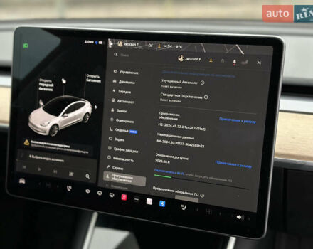 Белый Тесла Модель 3, объемом двигателя 0 л и пробегом 202 тыс. км за 13900 $, фото 19 на Automoto.ua