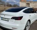 Білий Тесла Модель 3, об'ємом двигуна 0 л та пробігом 51 тис. км за 18500 $, фото 4 на Automoto.ua