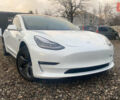 Белый Тесла Модель 3, объемом двигателя 0 л и пробегом 100 тыс. км за 15200 $, фото 1 на Automoto.ua