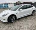 Белый Тесла Модель 3, объемом двигателя 0 л и пробегом 160 тыс. км за 15000 $, фото 3 на Automoto.ua