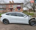 Белый Тесла Модель 3, объемом двигателя 0 л и пробегом 77 тыс. км за 9100 $, фото 3 на Automoto.ua