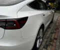 Белый Тесла Модель 3, объемом двигателя 0 л и пробегом 123 тыс. км за 16595 $, фото 6 на Automoto.ua