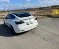 Білий Тесла Модель 3, об'ємом двигуна 0 л та пробігом 110 тис. км за 18500 $, фото 4 на Automoto.ua