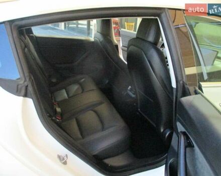 Белый Тесла Модель 3, объемом двигателя 0 л и пробегом 53 тыс. км за 6700 $, фото 12 на Automoto.ua