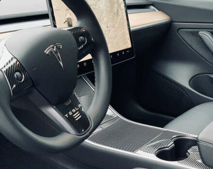 Белый Тесла Модель 3, объемом двигателя 0 л и пробегом 152 тыс. км за 25000 $, фото 2 на Automoto.ua