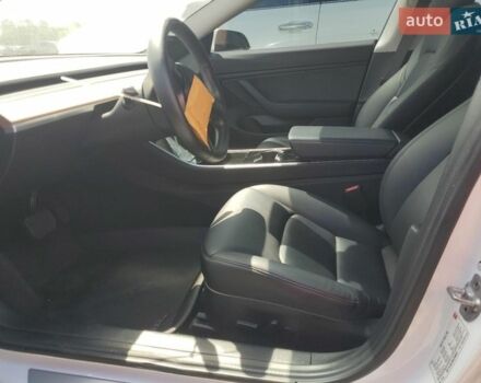 Белый Тесла Модель 3, объемом двигателя 0 л и пробегом 104 тыс. км за 3000 $, фото 6 на Automoto.ua