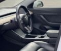 Білий Тесла Модель 3, об'ємом двигуна 0 л та пробігом 153 тис. км за 16700 $, фото 5 на Automoto.ua