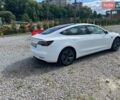 Білий Тесла Модель 3, об'ємом двигуна 0 л та пробігом 163 тис. км за 16400 $, фото 10 на Automoto.ua