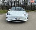 Белый Тесла Модель 3, объемом двигателя 0 л и пробегом 67 тыс. км за 18000 $, фото 2 на Automoto.ua