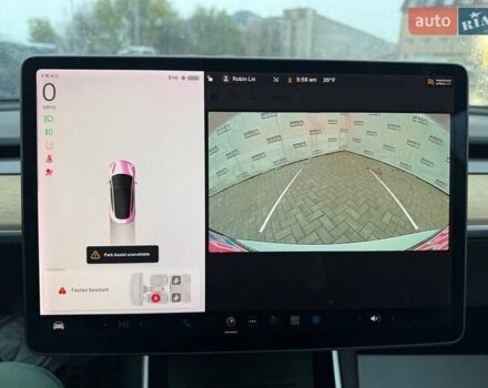 Білий Тесла Модель 3, об'ємом двигуна 0 л та пробігом 123 тис. км за 12800 $, фото 16 на Automoto.ua