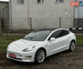 Белый Тесла Модель 3, объемом двигателя 0 л и пробегом 202 тыс. км за 13900 $, фото 1 на Automoto.ua