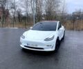 Белый Тесла Модель 3, объемом двигателя 62 л и пробегом 141 тыс. км за 14800 $, фото 1 на Automoto.ua