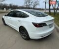 Білий Тесла Модель 3, об'ємом двигуна 0 л та пробігом 67 тис. км за 18500 $, фото 5 на Automoto.ua