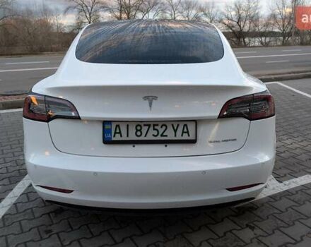 Білий Тесла Модель 3, об'ємом двигуна 0 л та пробігом 143 тис. км за 16700 $, фото 4 на Automoto.ua