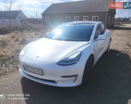 Білий Тесла Модель 3, об'ємом двигуна 0 л та пробігом 51 тис. км за 18500 $, фото 15 на Automoto.ua