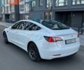 Білий Тесла Модель 3, об'ємом двигуна 0 л та пробігом 113 тис. км за 17500 $, фото 4 на Automoto.ua