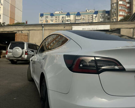 Белый Тесла Модель 3, объемом двигателя 0 л и пробегом 58 тыс. км за 18000 $, фото 8 на Automoto.ua