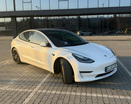 Білий Тесла Модель 3, об'ємом двигуна 0 л та пробігом 130 тис. км за 19700 $, фото 1 на Automoto.ua