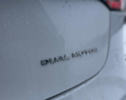 Белый Тесла Модель 3, объемом двигателя 0 л и пробегом 105 тыс. км за 19999 $, фото 13 на Automoto.ua