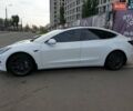Білий Тесла Модель 3, об'ємом двигуна 0 л та пробігом 99 тис. км за 17900 $, фото 6 на Automoto.ua