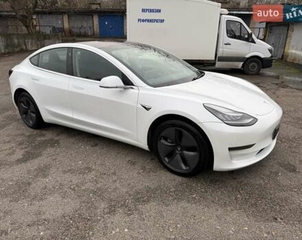 Білий Тесла Модель 3, об'ємом двигуна 0 л та пробігом 93 тис. км за 15800 $, фото 29 на Automoto.ua