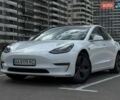 Белый Тесла Модель 3, объемом двигателя 0 л и пробегом 150 тыс. км за 15900 $, фото 1 на Automoto.ua