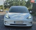 Белый Тесла Модель 3, объемом двигателя 0 л и пробегом 145 тыс. км за 16600 $, фото 29 на Automoto.ua