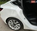 Белый Тесла Модель 3, объемом двигателя 0 л и пробегом 106 тыс. км за 18000 $, фото 11 на Automoto.ua