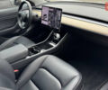 Білий Тесла Модель 3, об'ємом двигуна 0 л та пробігом 162 тис. км за 18500 $, фото 7 на Automoto.ua