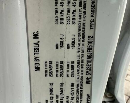 Белый Тесла Модель 3, объемом двигателя 0 л и пробегом 291 тыс. км за 10900 $, фото 15 на Automoto.ua