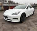 Білий Тесла Модель 3, об'ємом двигуна 0 л та пробігом 93 тис. км за 15800 $, фото 1 на Automoto.ua