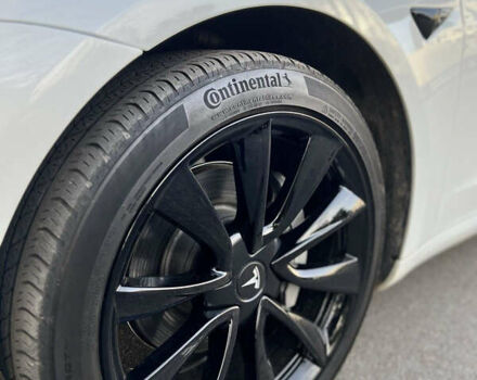 Білий Тесла Модель 3, об'ємом двигуна 0 л та пробігом 195 тис. км за 16000 $, фото 16 на Automoto.ua