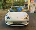 Белый Тесла Модель 3, объемом двигателя 0 л и пробегом 176 тыс. км за 15800 $, фото 1 на Automoto.ua