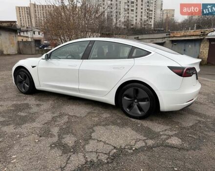 Білий Тесла Модель 3, об'ємом двигуна 0 л та пробігом 93 тис. км за 15800 $, фото 20 на Automoto.ua