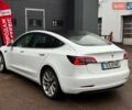 Білий Тесла Модель 3, об'ємом двигуна 0 л та пробігом 35 тис. км за 19500 $, фото 6 на Automoto.ua