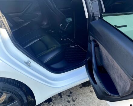 Белый Тесла Модель 3, объемом двигателя 0 л и пробегом 165 тыс. км за 17000 $, фото 5 на Automoto.ua