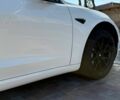 Белый Тесла Модель 3, объемом двигателя 0 л и пробегом 100 тыс. км за 20989 $, фото 8 на Automoto.ua