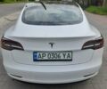 Белый Тесла Модель 3, объемом двигателя 0 л и пробегом 76 тыс. км за 21900 $, фото 4 на Automoto.ua