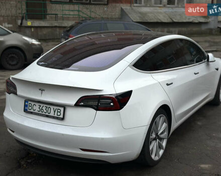 Тесла Модель 3 2018 у Львові на Automoto.ua Білий Тесла Модель 3, об'ємом двигуна 0 л та пробігом 173 тис. км за 15300 $, фото 3 на Automoto.ua