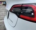Білий Тесла Модель 3, об'ємом двигуна 0 л та пробігом 153 тис. км за 16700 $, фото 7 на Automoto.ua