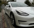 Белый Тесла Модель 3, объемом двигателя 0 л и пробегом 123 тыс. км за 16595 $, фото 3 на Automoto.ua